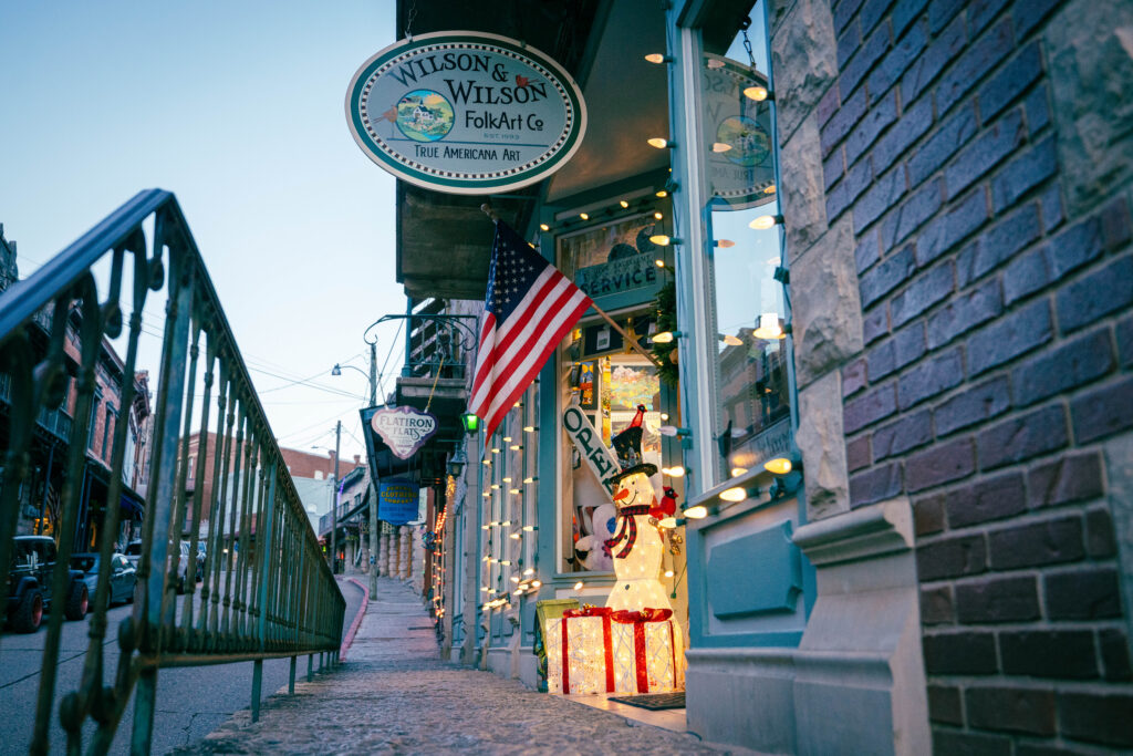 Eureka Springs Shops at Christmas